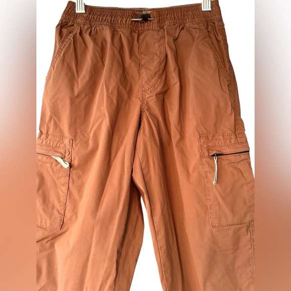 H&M boy’s Cargo Pants in Warm Rust size:7-8 - Picture 2 of 4
